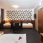 Arkáda