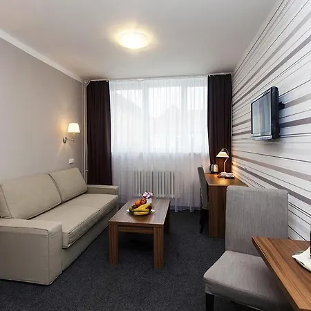 Arkada Hotel 3*