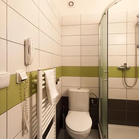 Hotel Arkada 3*
