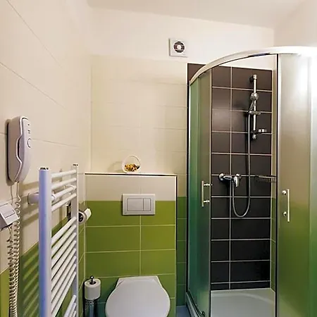 Arkada Hotel 3*