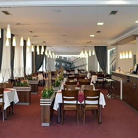 Hotel Arkáda