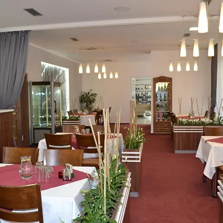 Arkada Hotel