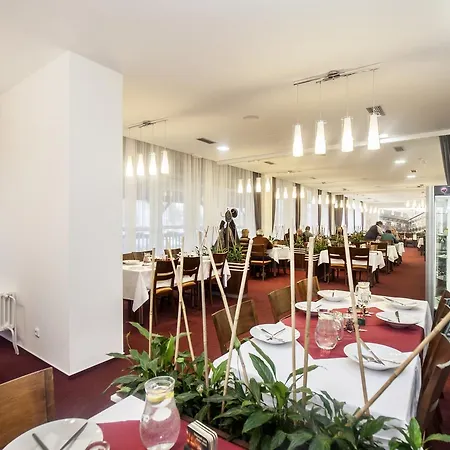 Arkáda Hotel 3*