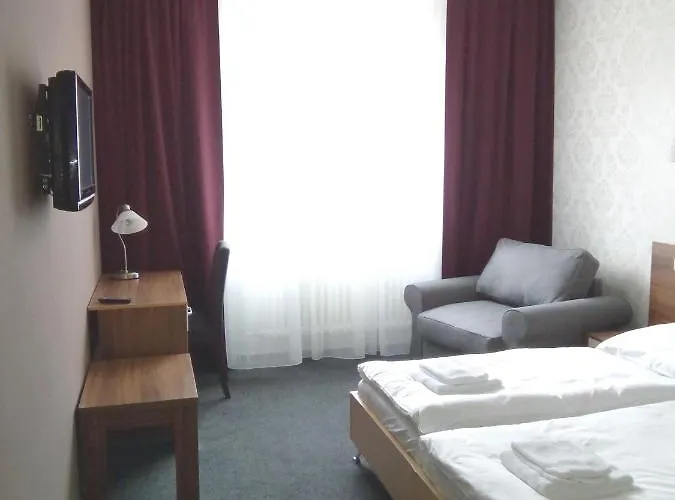 Arkada Hotel 3*