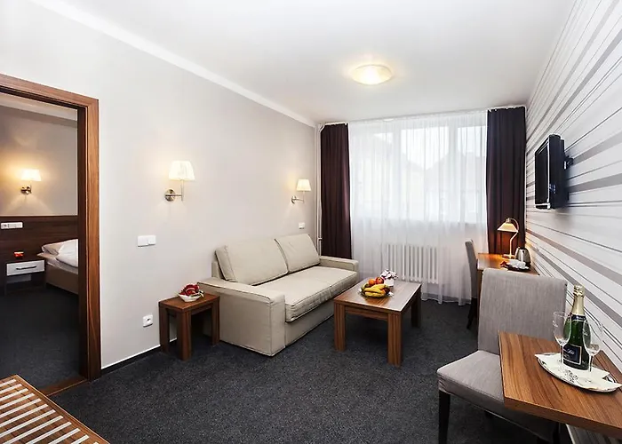 Hotel Arkada 3*