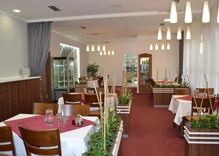 Arkada Hotel