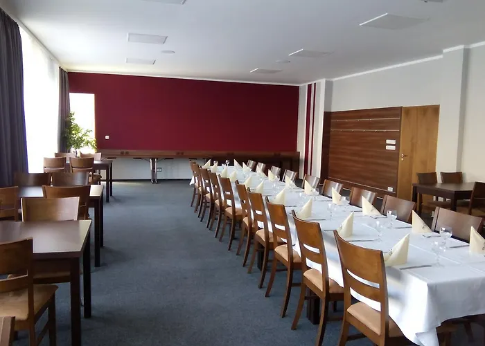 Arkada Hotel 3*